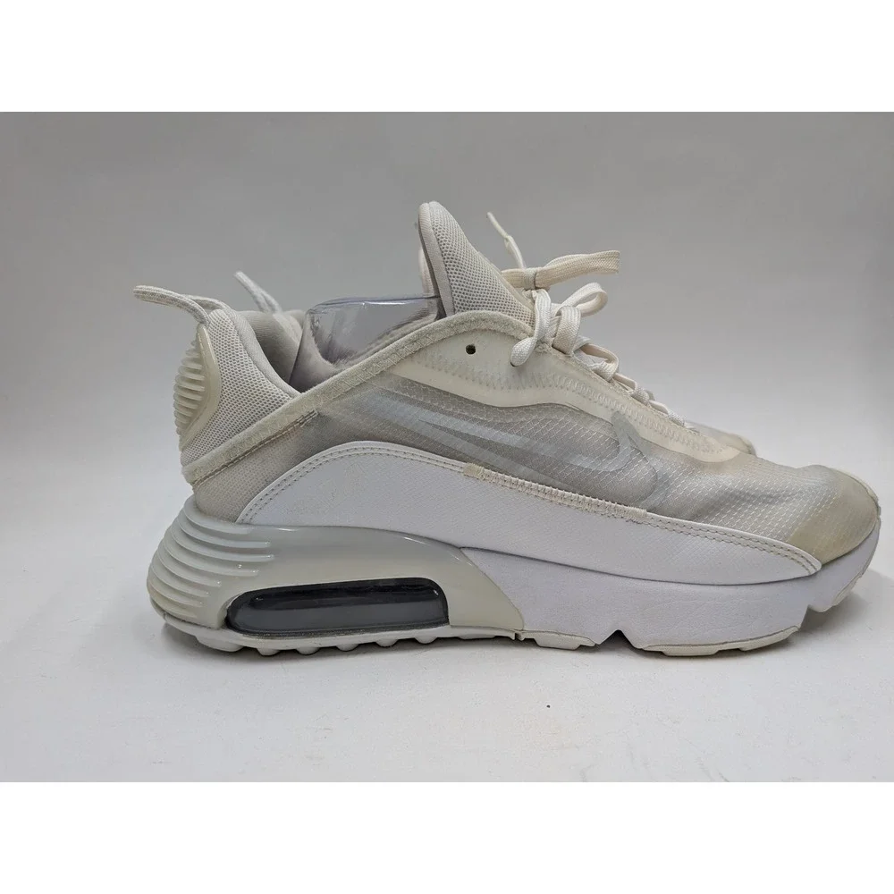 Nike Air Max 2090 Mens White Sail Running Shoes Sneakers BV9977-100 Size 9